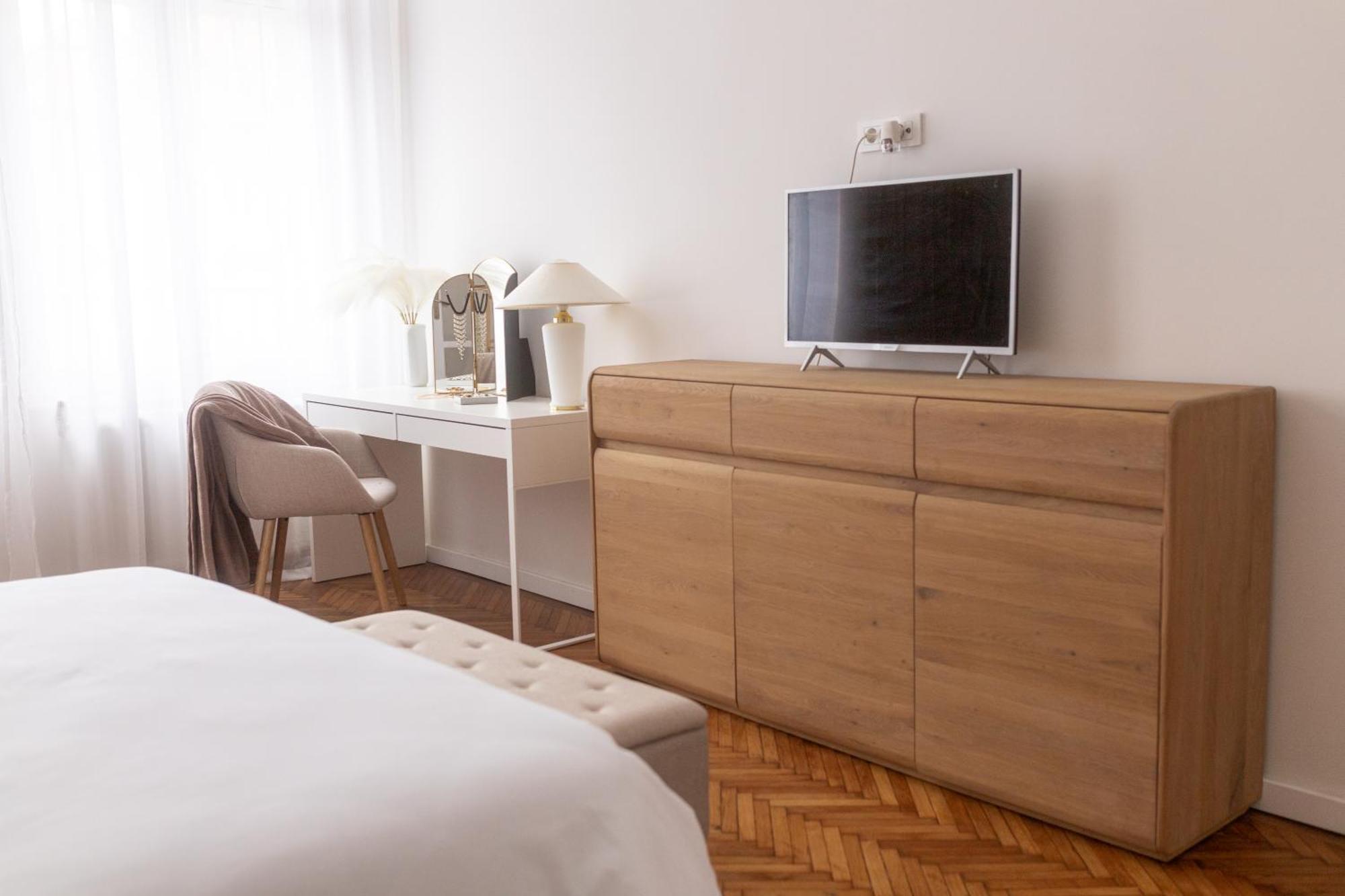 Bleyer Haus Central Apartment 拉迪亚 外观 照片